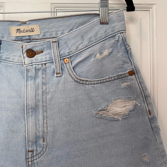 🔸Host Pick🔸Madewell | The momjean denim shorts - Picture 7 of 10